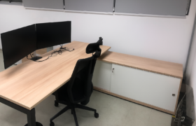 Mesa Diretor com Buffet Lateral