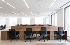 Plataforma Painel Corporativa com Divisória Central