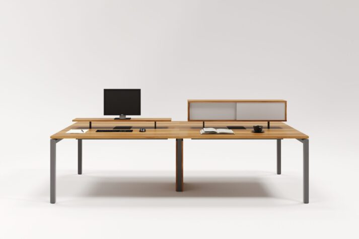 Pé Trave com Divisórias e Armários