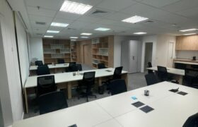 Plataforma Painel com Divisória Central