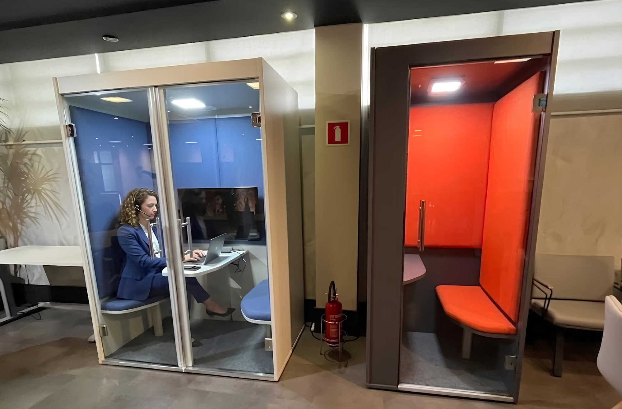 Cabine Acústica para Call no Escritório: Solução para Empresas