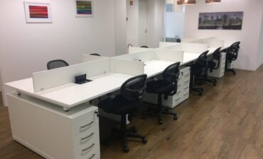 Estação de Trabalho 10 Lugares: Como Planejar um Escritório Corporativo