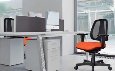 Cadeira Corporativa ME-200: Eficiência, Conforto e Design para Transformar Seu Escritório